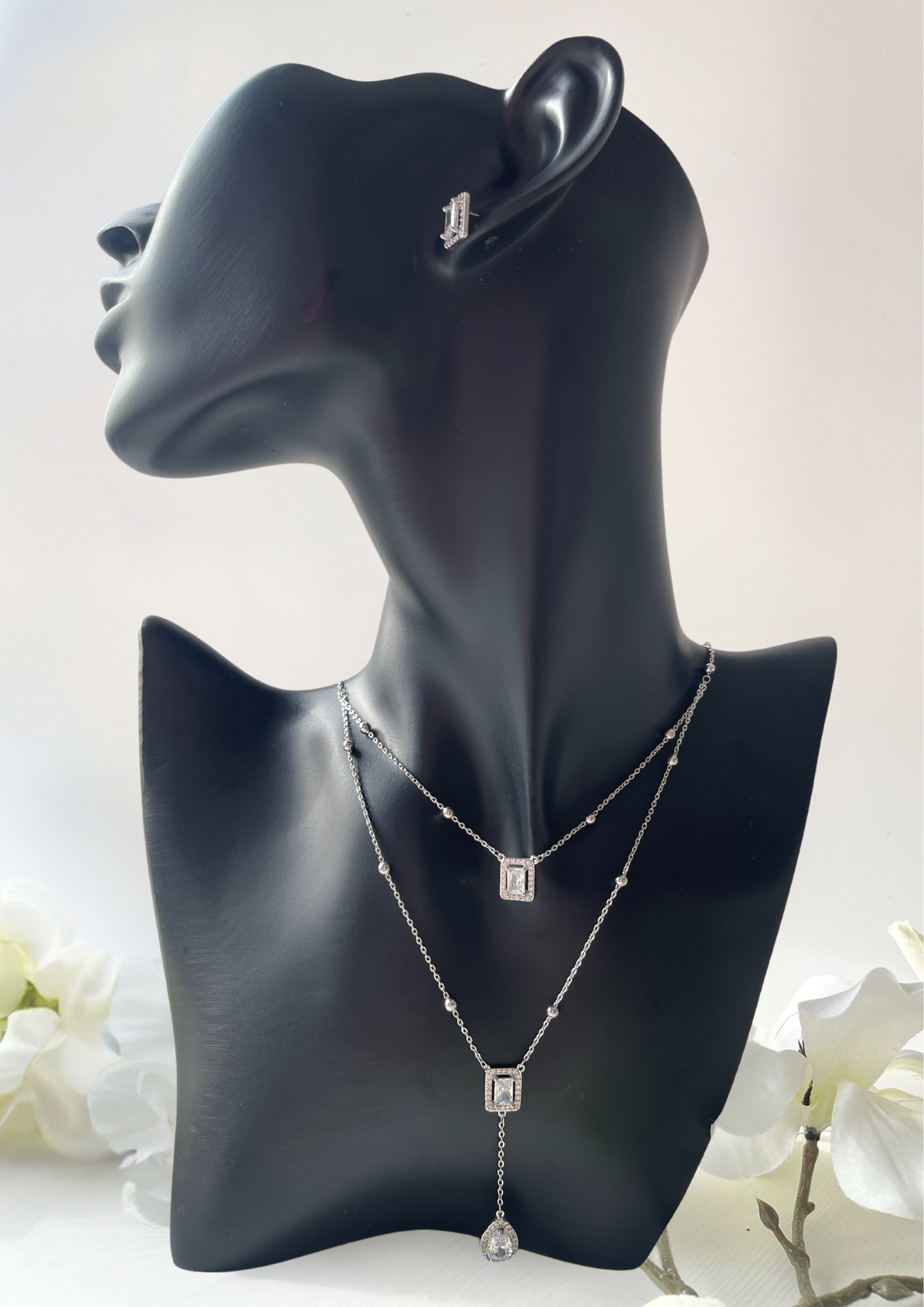 Collier et boucles d'oreilles Layann