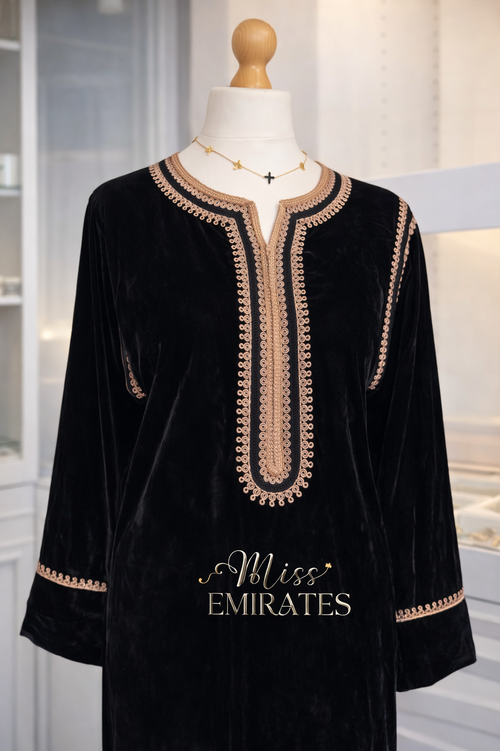 Caftan en velours - lala Moulati -